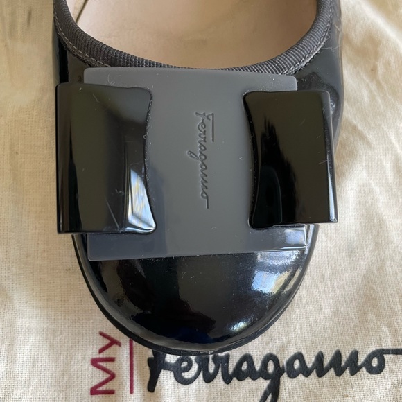 Salvatore Ferragamo Block Heel - Picture 10 of 11